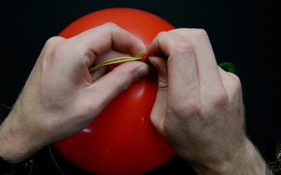 How to Connect a BALLOON to your fishing line!